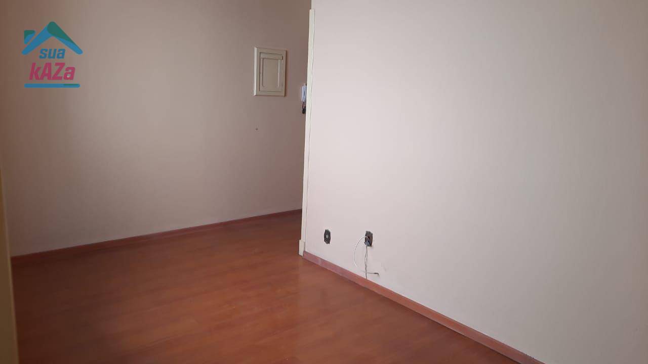 Apartamento à venda com 2 quartos, 65m² - Foto 7