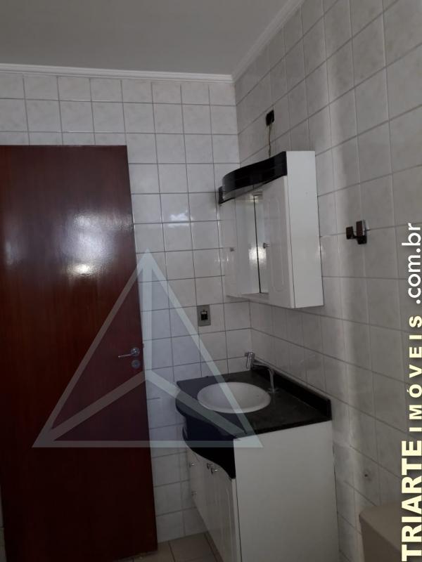 Apartamento à venda com 2 quartos, 68m² - Foto 8