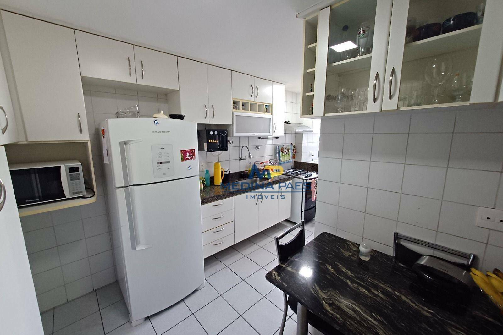 Apartamento à venda com 2 quartos, 95m² - Foto 21