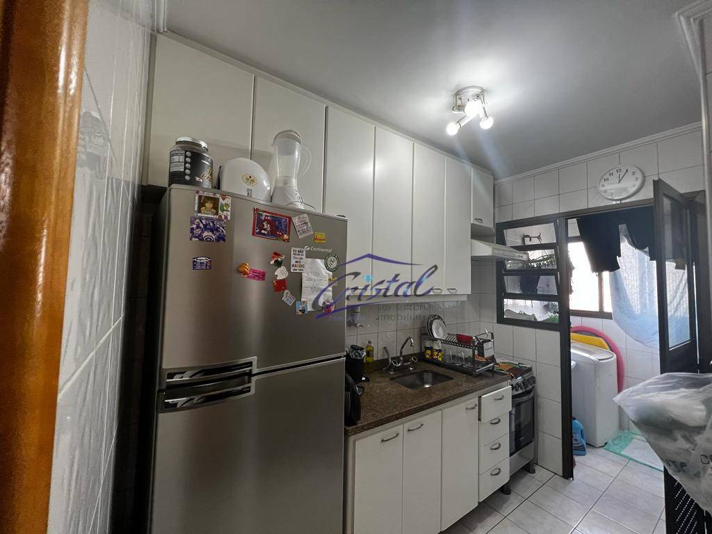 Apartamento à venda com 2 quartos, 62m² - Foto 20