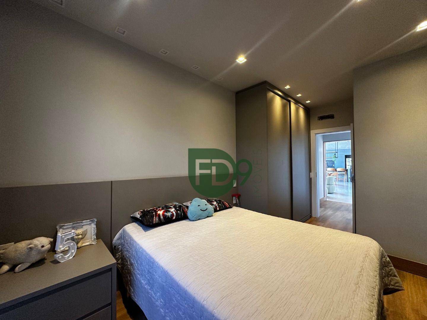 Casa de Condomínio à venda com 3 quartos, 302m² - Foto 40