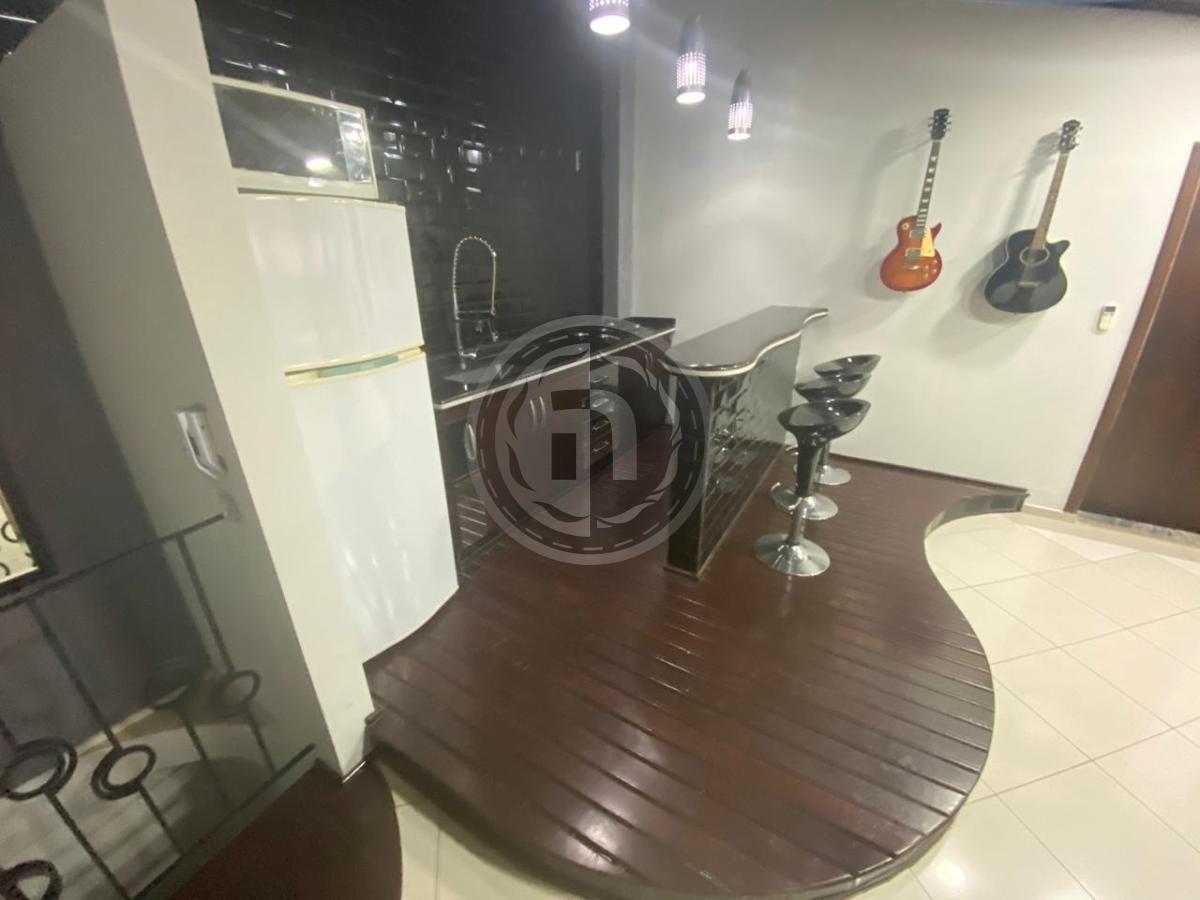 Apartamento à venda com 4 quartos, 205m² - Foto 19