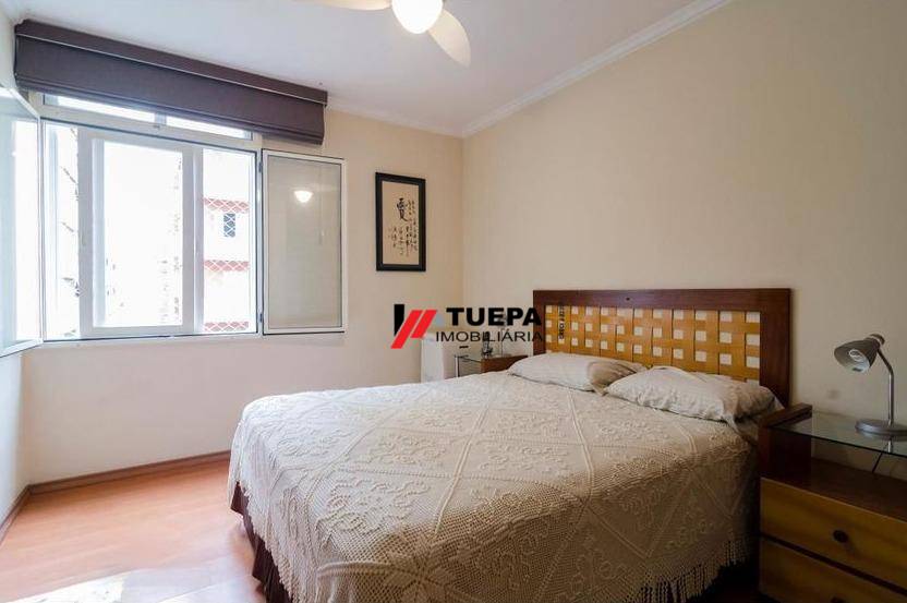 Apartamento à venda com 3 quartos, 134m² - Foto 1