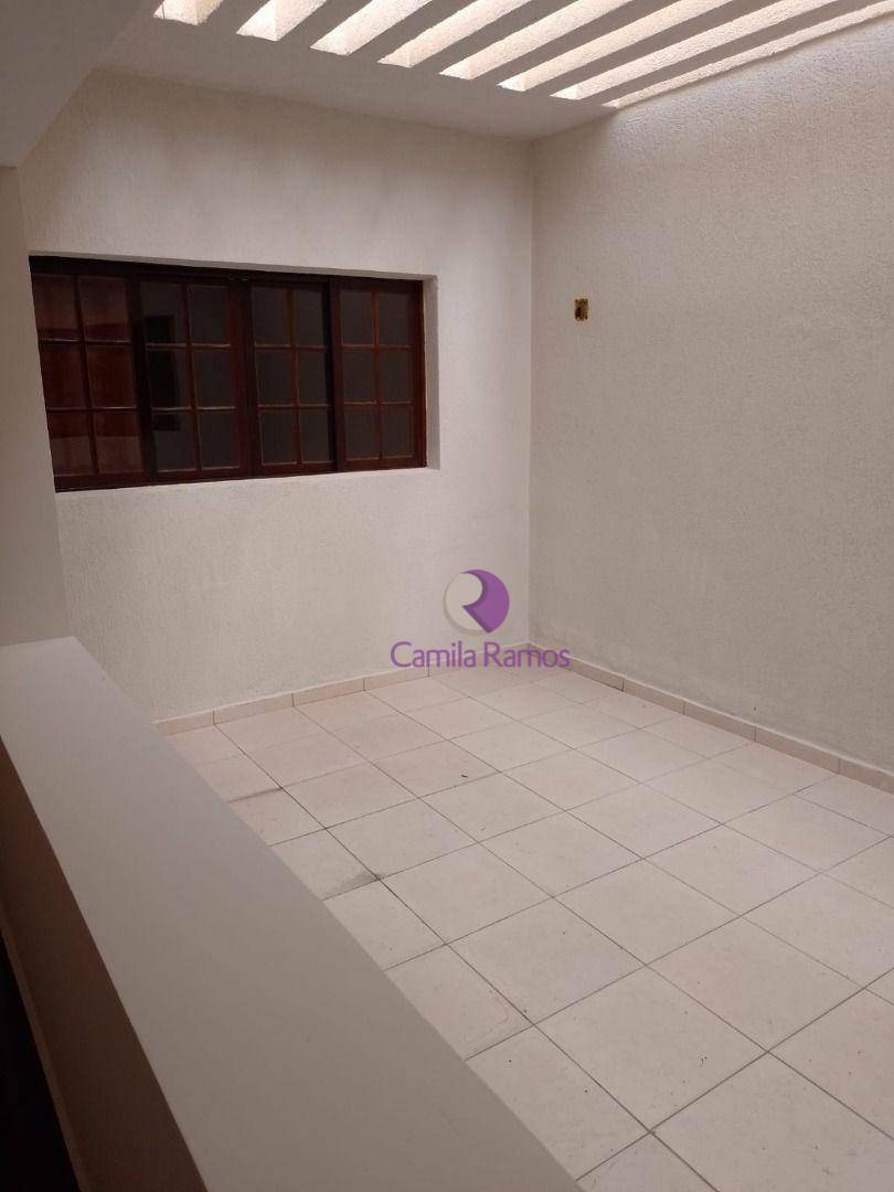 Casa à venda com 4 quartos, 350m² - Foto 18