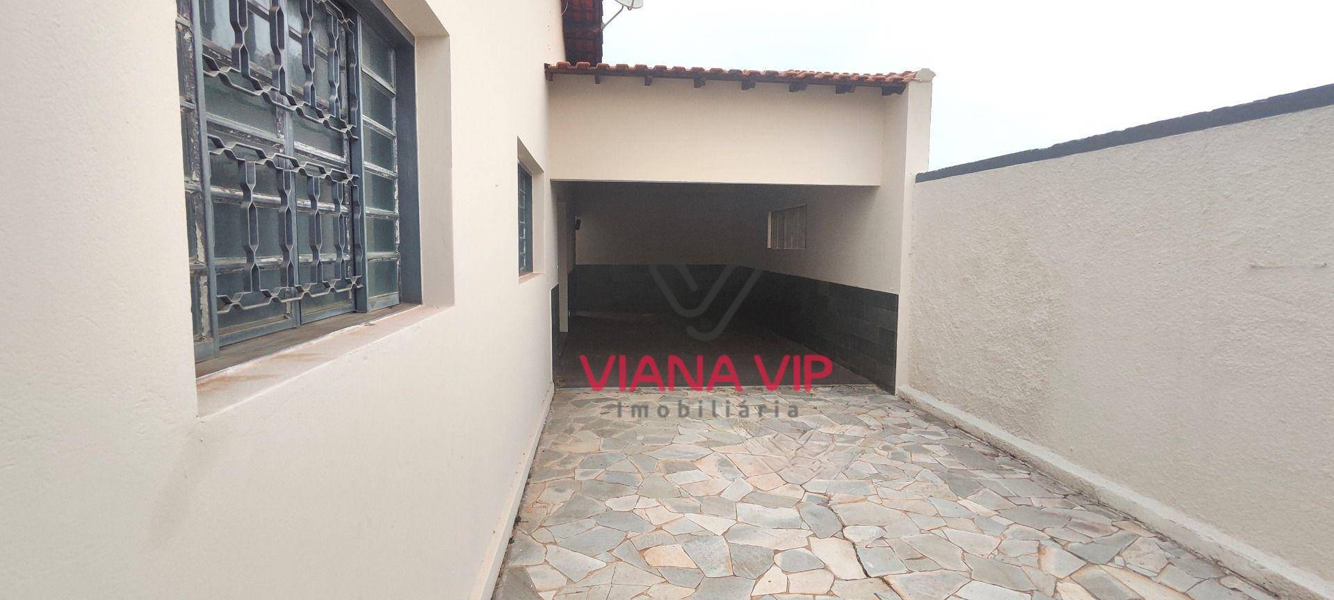 Casa para alugar com 3 quartos, 360M2 - Foto 12