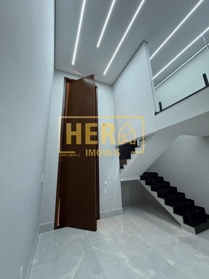 Casa à venda com 3 quartos, 245m² - Foto 4