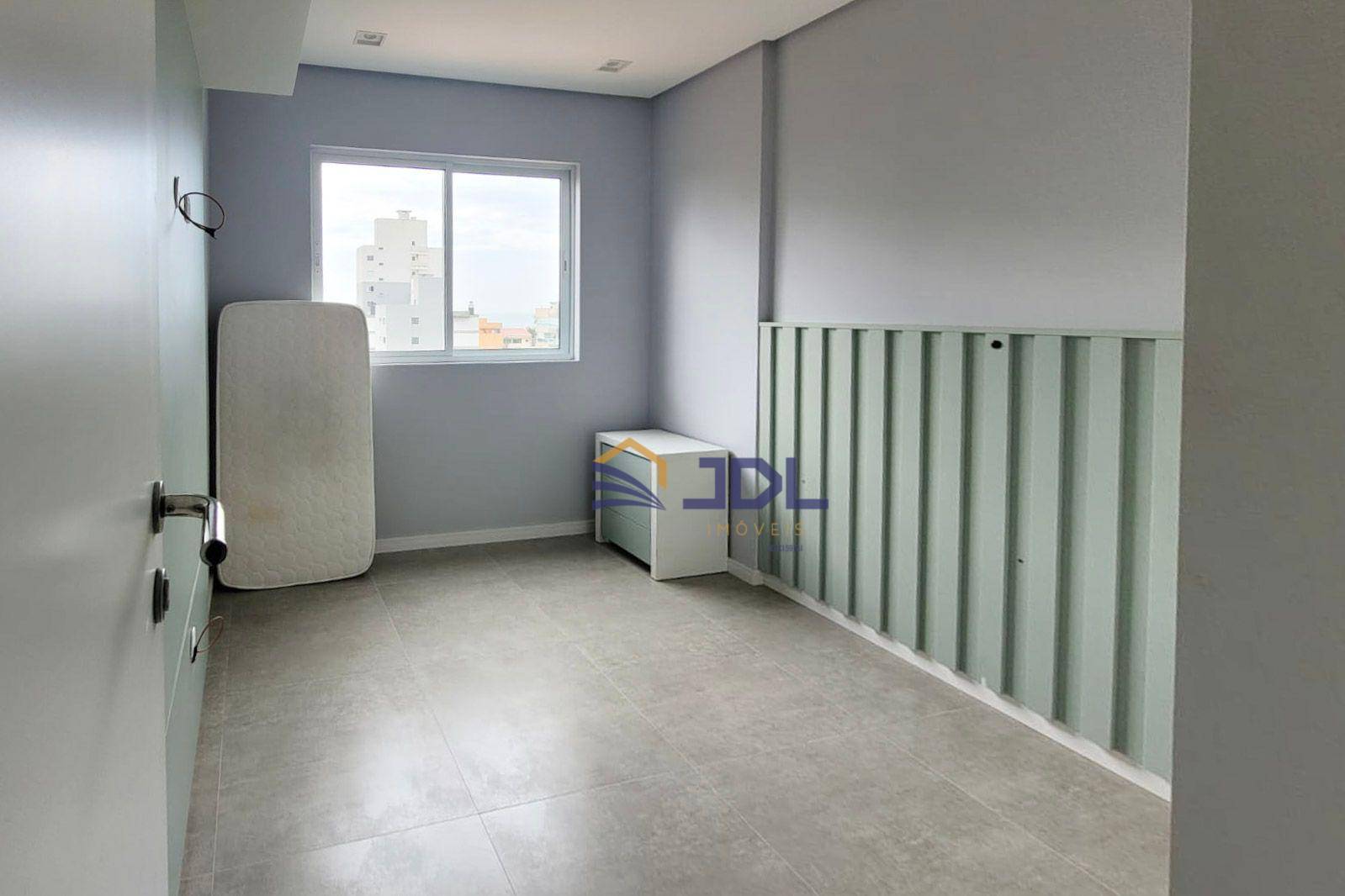 Apartamento à venda com 3 quartos, 99m² - Foto 9