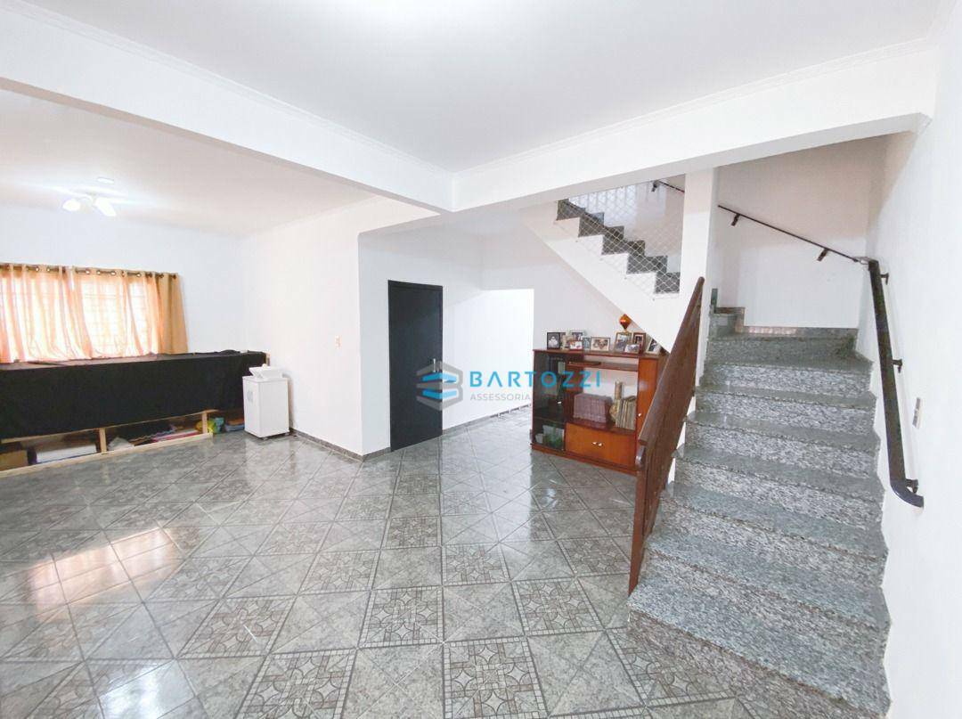 Sobrado à venda com 4 quartos, 270m² - Foto 41