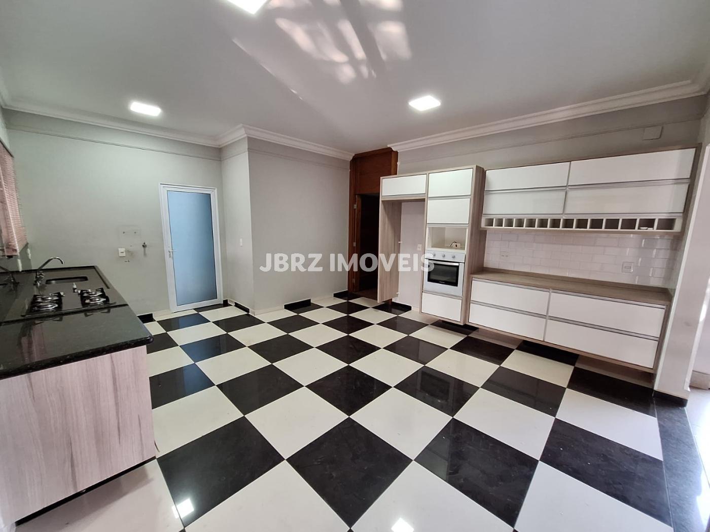 Casa de Condomínio à venda com 4 quartos, 291m² - Foto 5