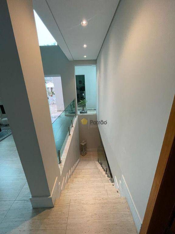 Casa à venda e aluguel com 5 quartos, 500m² - Foto 33