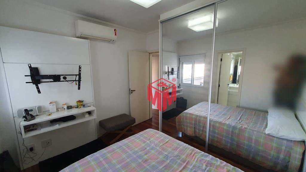 Apartamento à venda com 4 quartos, 203m² - Foto 22