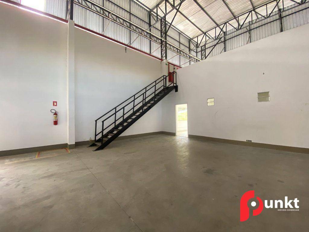 Depósito-Galpão-Armazém para alugar, 1050m² - Foto 2
