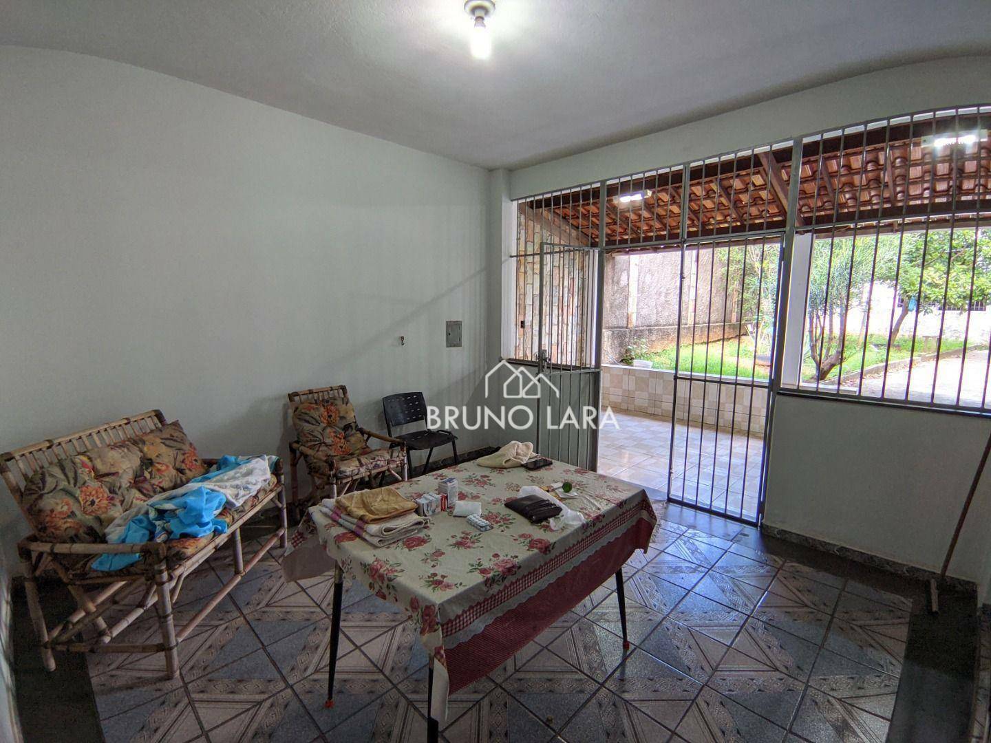 Casa à venda com 3 quartos, 140m² - Foto 14