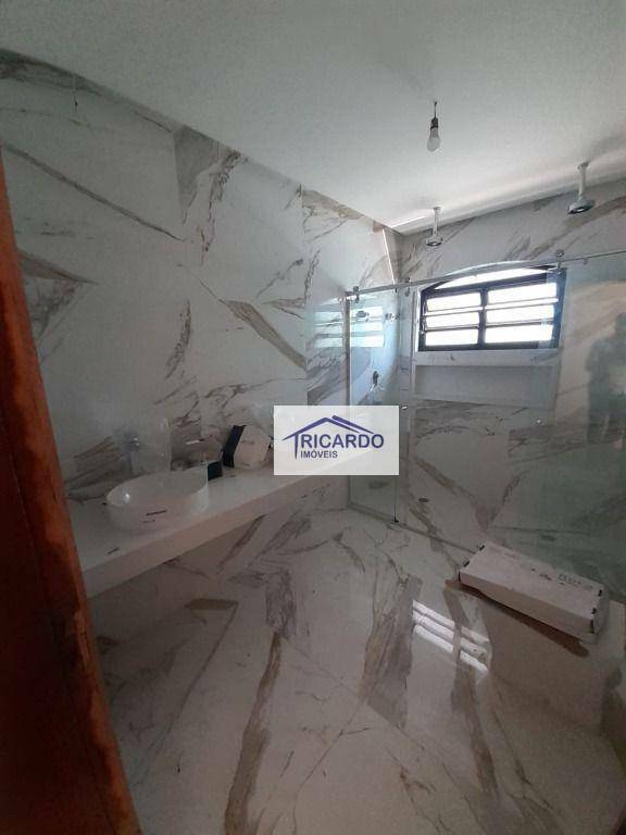 Sobrado à venda com 3 quartos, 300m² - Foto 42