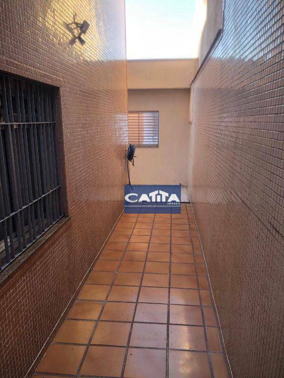 Sobrado à venda com 4 quartos, 250m² - Foto 15