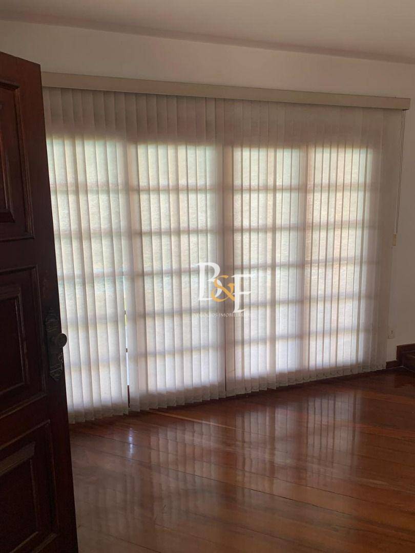 Casa de Condomínio para alugar com 3 quartos, 270m² - Foto 5