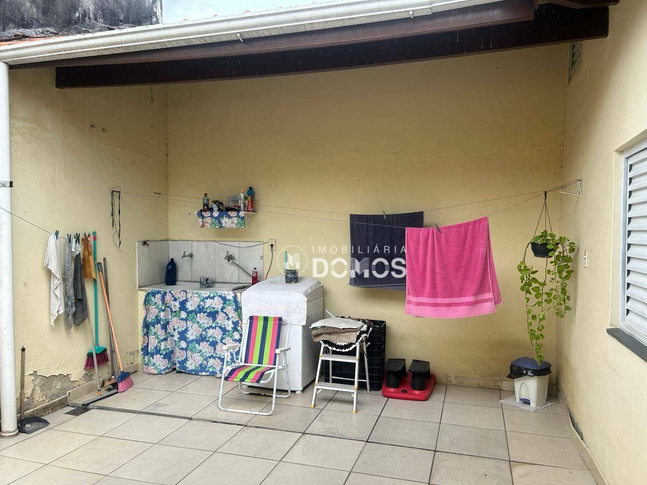 Casa à venda com 3 quartos, 100m² - Foto 3