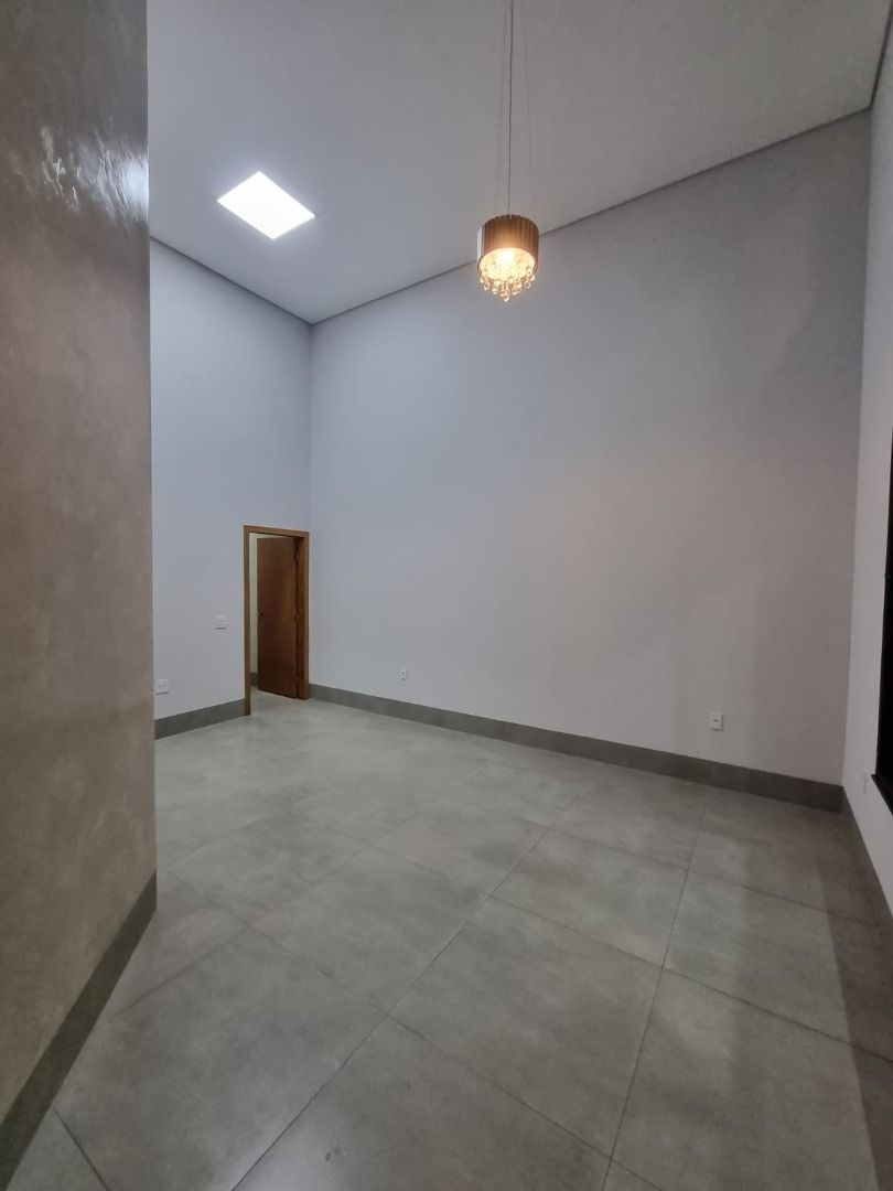 Casa à venda com 3 quartos, 120m² - Foto 3