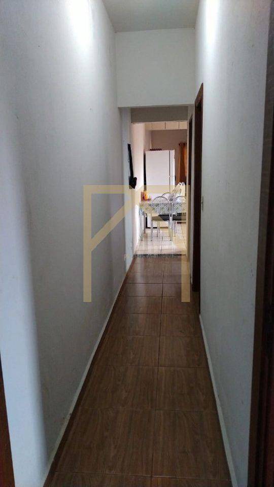 Casa à venda com 2 quartos, 150m² - Foto 5