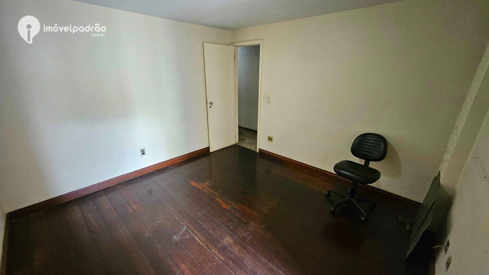 Apartamento à venda e aluguel com 3 quartos, 220m² - Foto 12