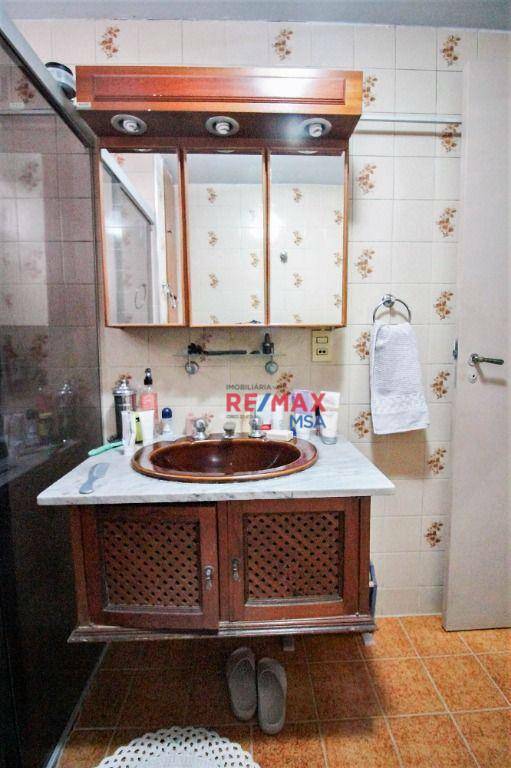 Apartamento à venda com 3 quartos, 101m² - Foto 8