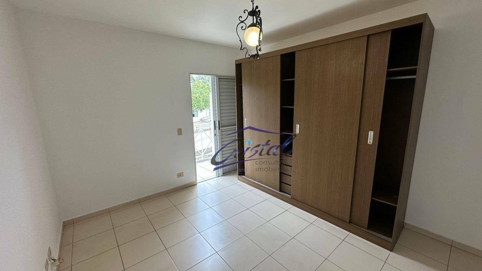 Casa à venda com 3 quartos, 210m² - Foto 18