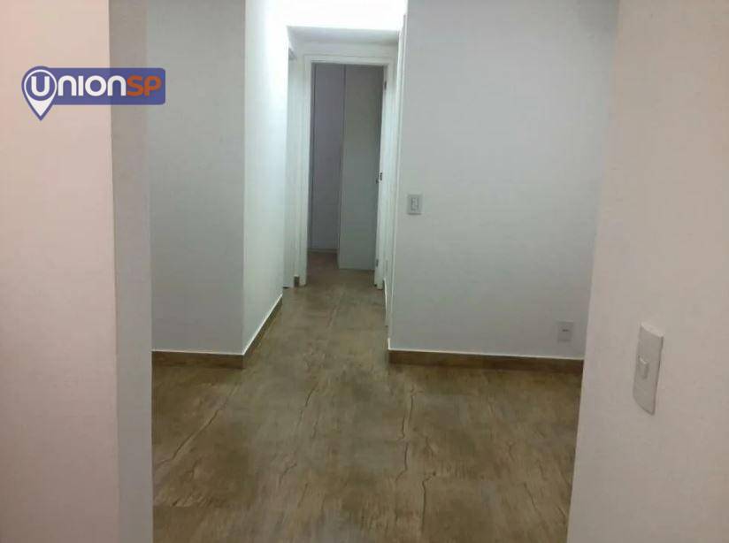 Apartamento à venda com 2 quartos, 64m² - Foto 1