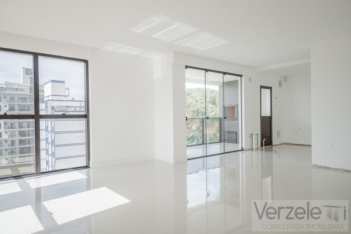 Apartamento à venda com 4 quartos, 173m² - Foto 9