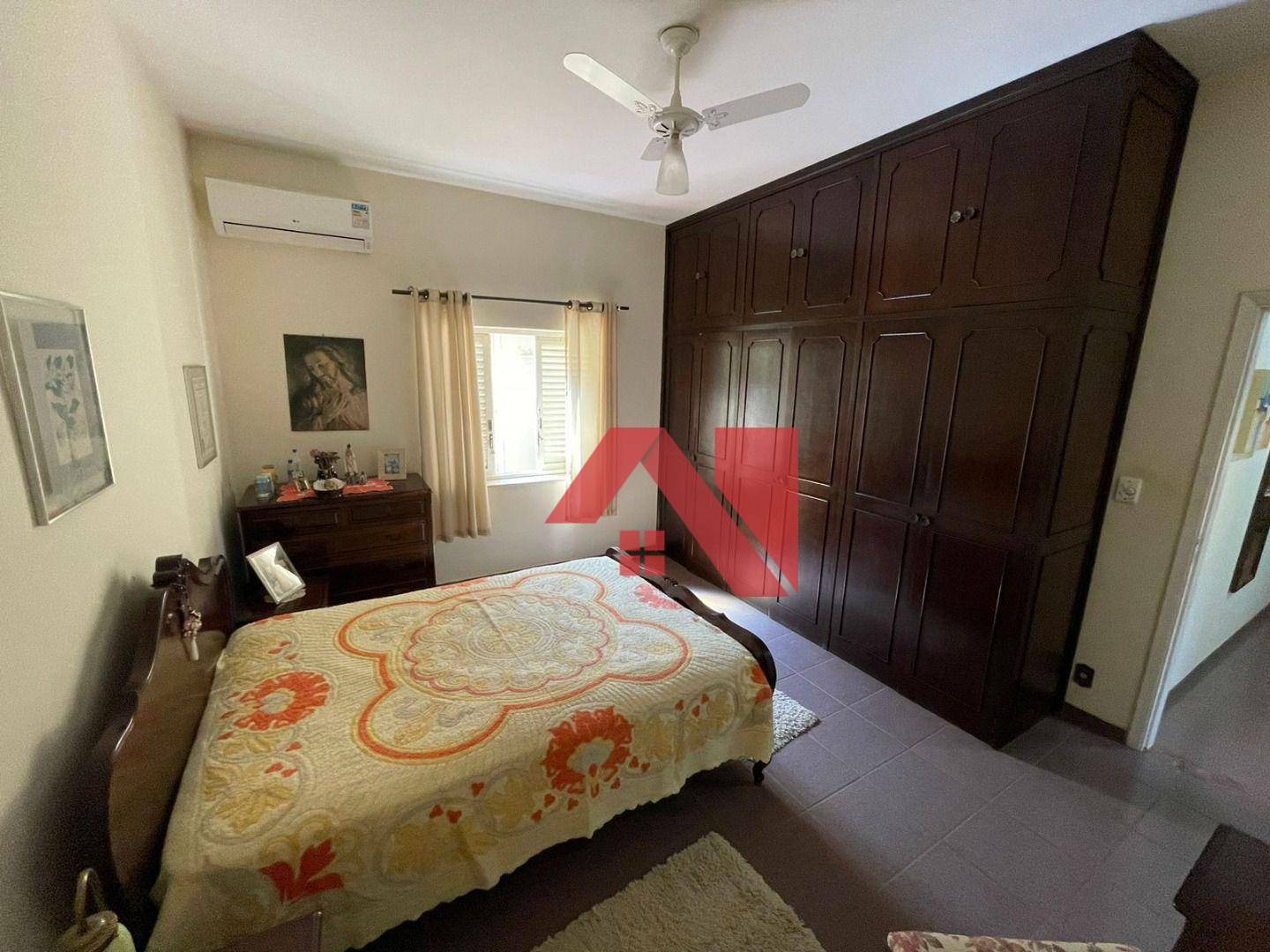 Casa à venda com 4 quartos, 250m² - Foto 6