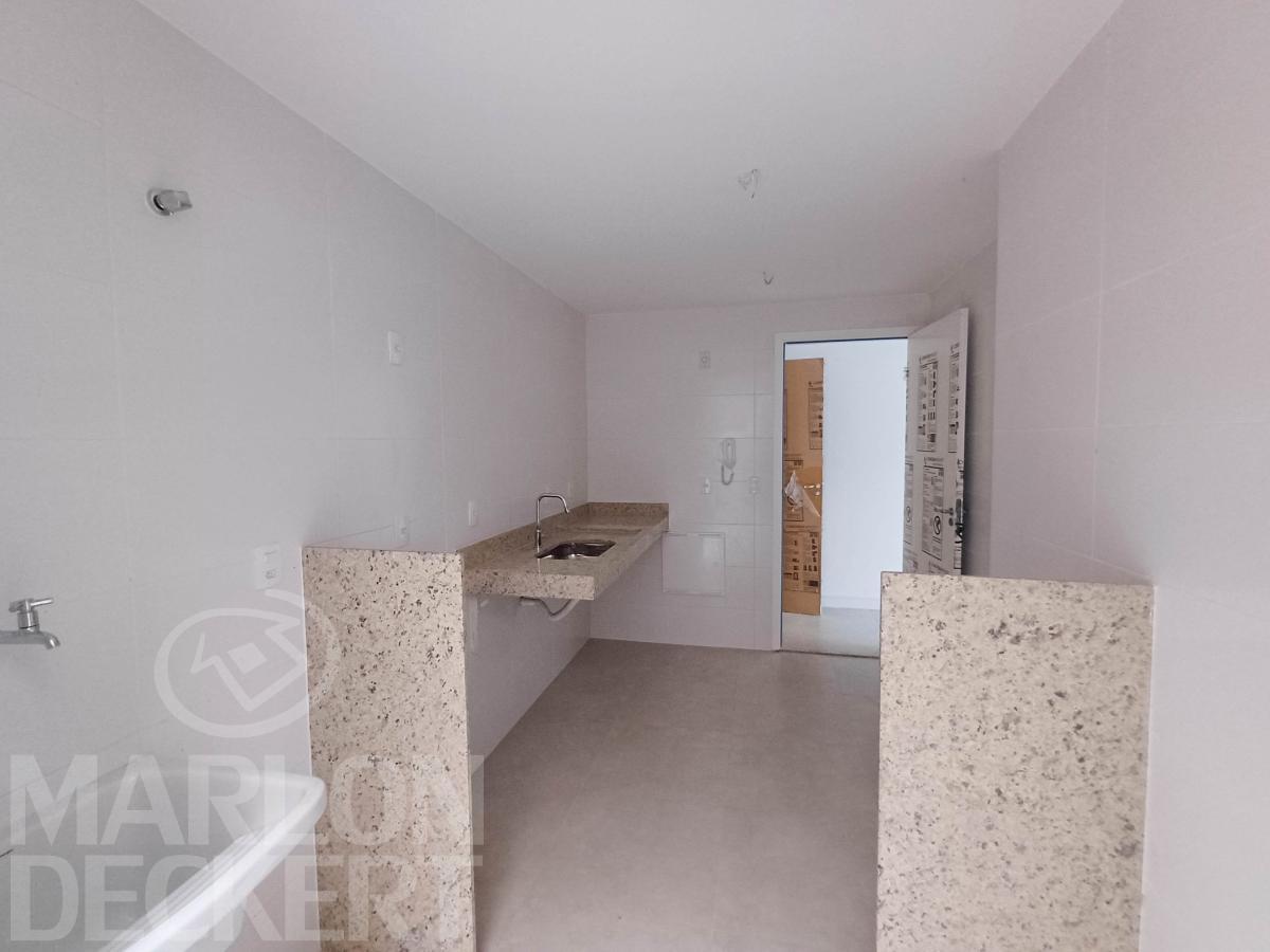 Apartamento à venda com 2 quartos, 81m² - Foto 6