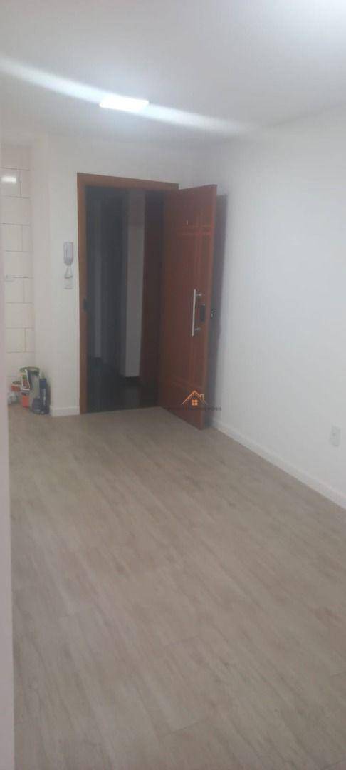 Apartamento à venda com 2 quartos, 44m² - Foto 7