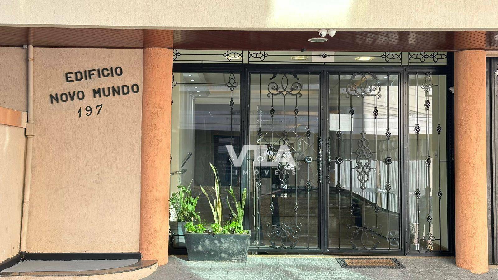 Apartamento à venda com 4 quartos, 326m² - Foto 2