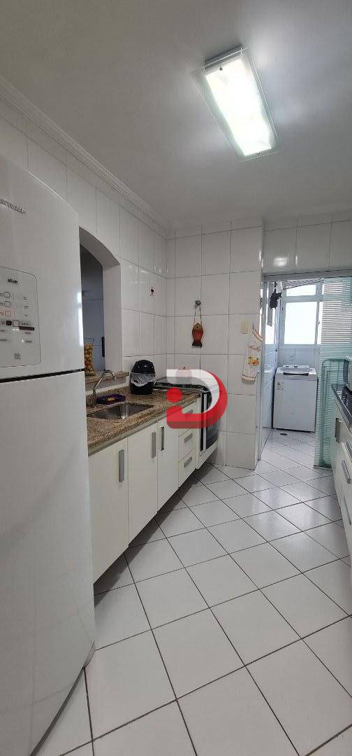 Apartamento para alugar com 3 quartos, 98m² - Foto 3