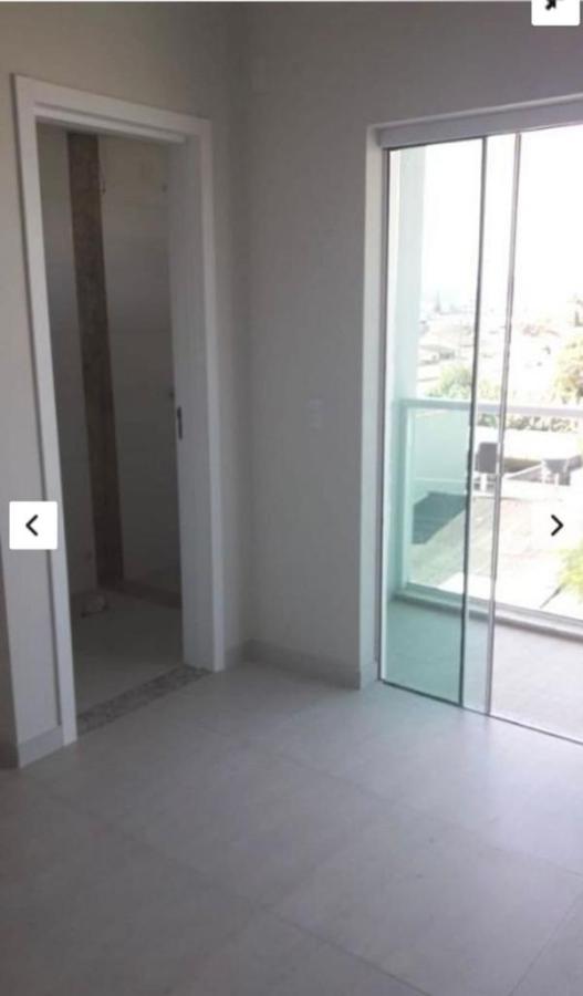 Apartamento à venda com 2 quartos, 70m² - Foto 8