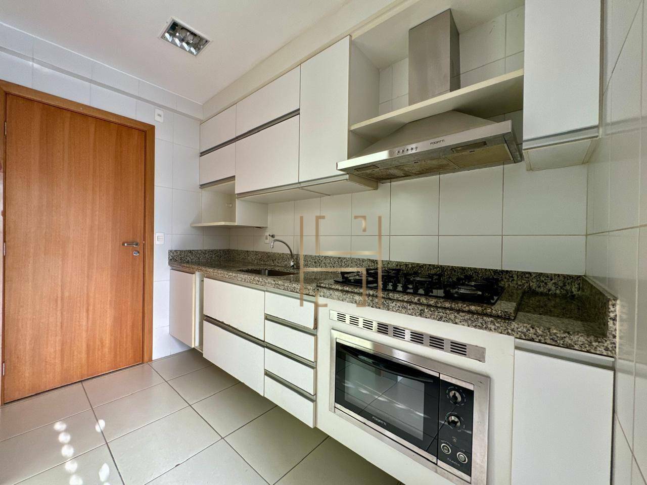 Apartamento à venda com 3 quartos, 106m² - Foto 7