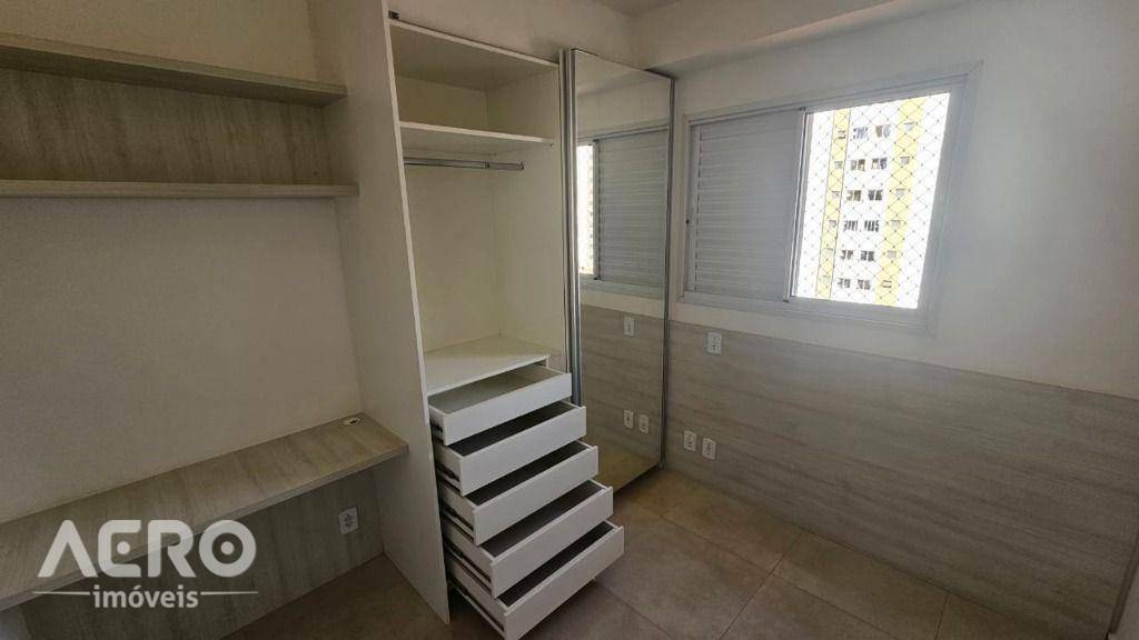 Apartamento para alugar com 2 quartos, 77m² - Foto 18