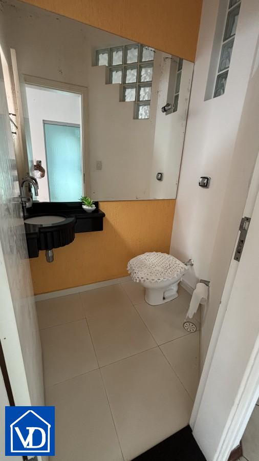 Casa à venda com 3 quartos, 170m² - Foto 8