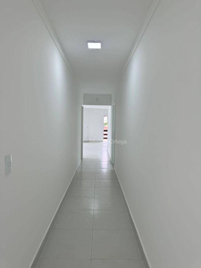 Casa para alugar, 250m² - Foto 10