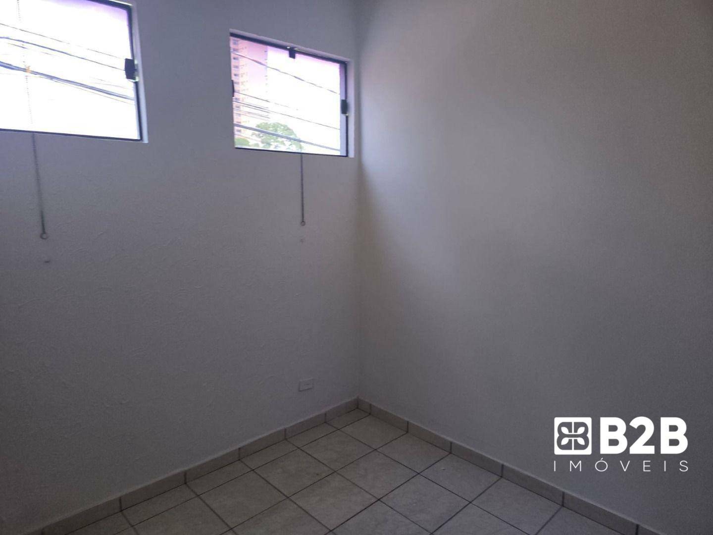 Casa à venda com 5 quartos, 290m² - Foto 7