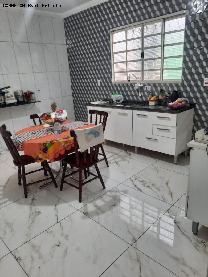 Fazenda à venda com 3 quartos, 120m² - Foto 4