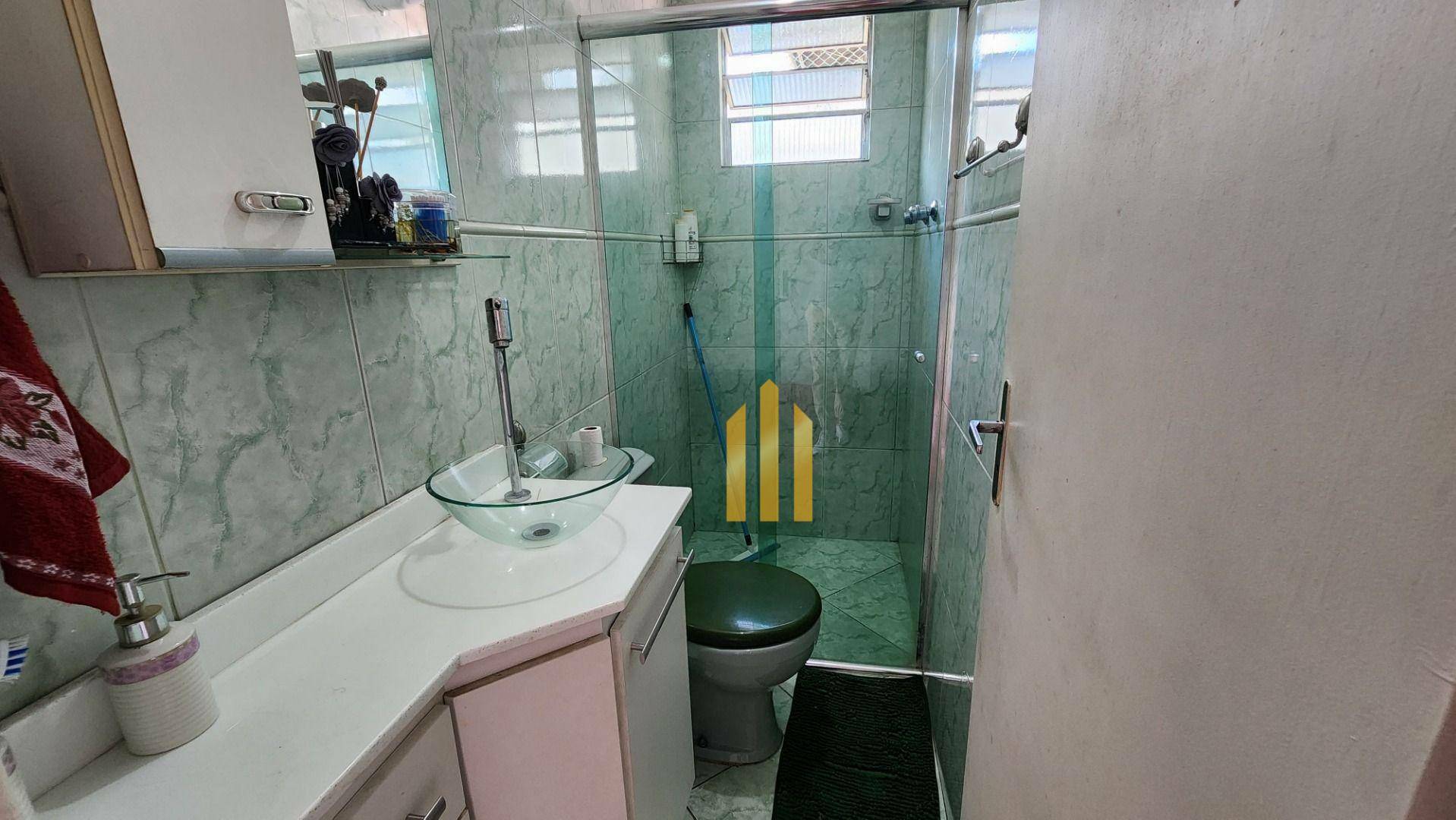 Sobrado à venda e aluguel com 3 quartos, 180m² - Foto 41