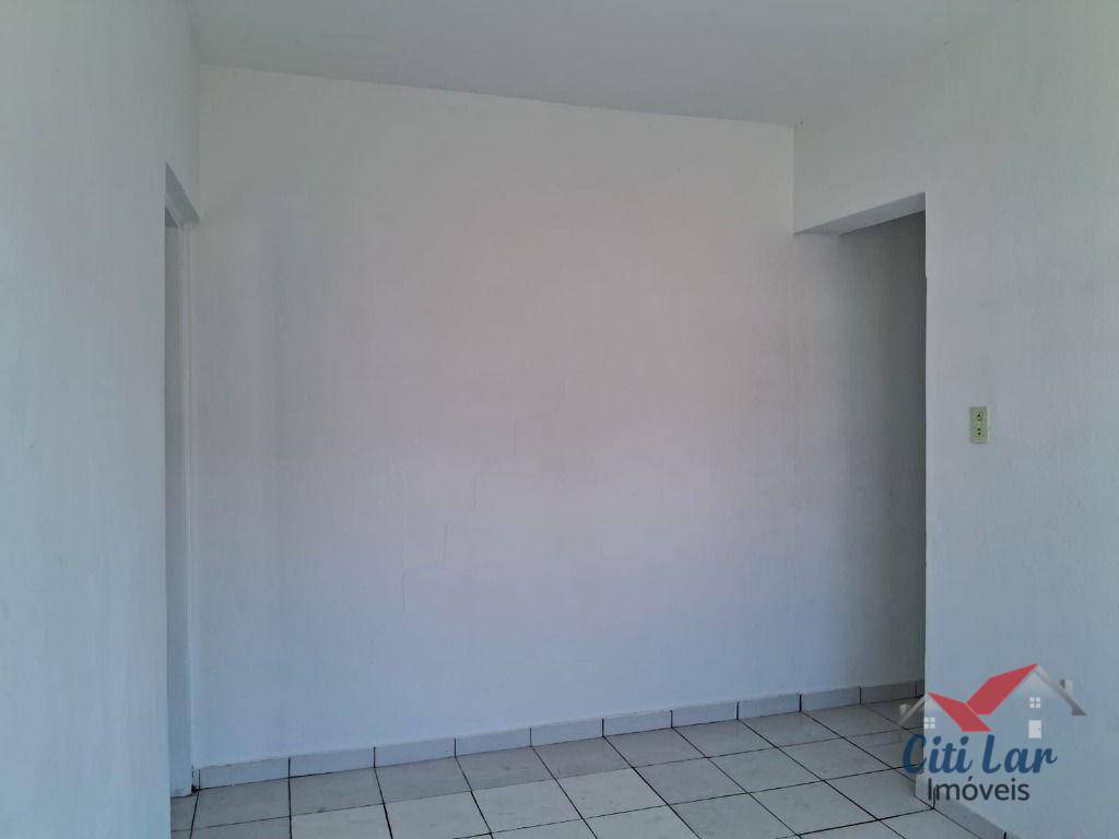 Casa para alugar com 1 quarto, 38m² - Foto 15