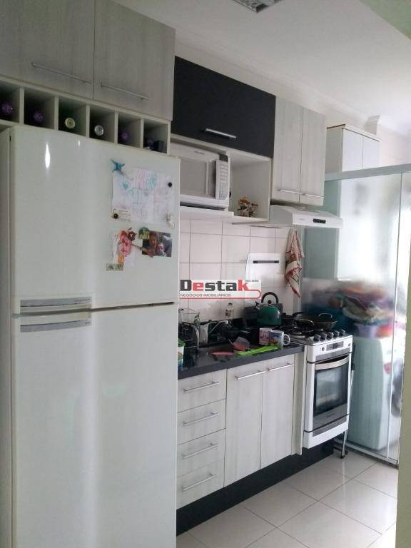 Apartamento à venda com 2 quartos, 53m² - Foto 9