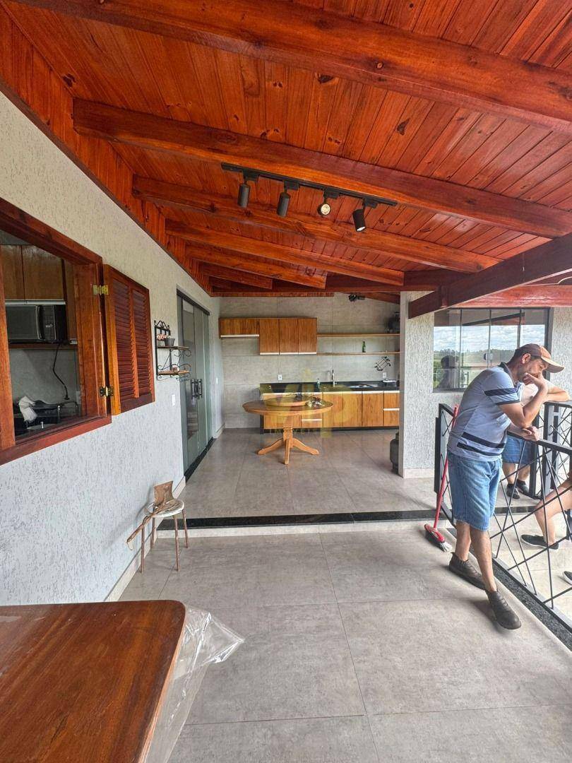 Casa à venda com 3 quartos, 250m² - Foto 19