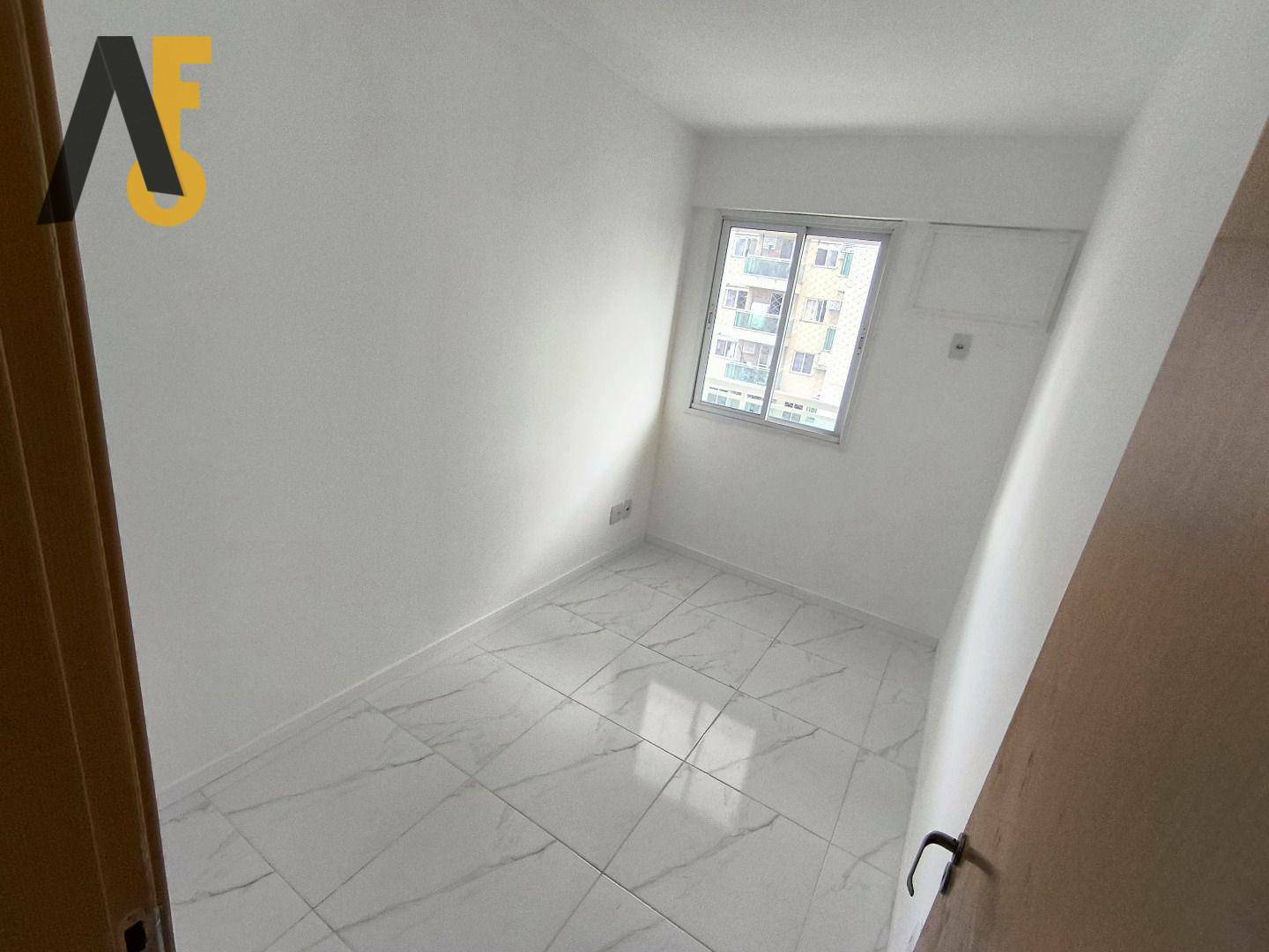 Apartamento à venda com 3 quartos, 77m² - Foto 10