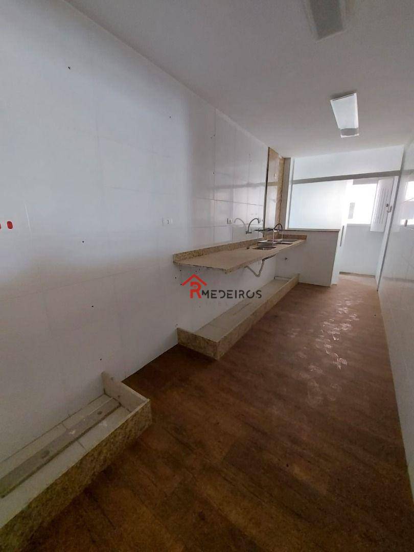 Apartamento à venda com 3 quartos, 101m² - Foto 27