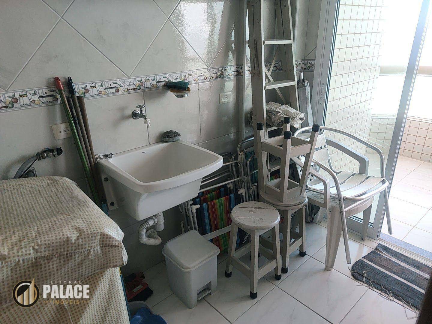 Apartamento à venda com 3 quartos, 169m² - Foto 17