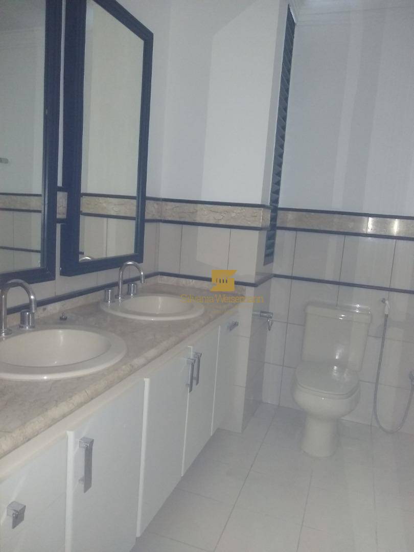 Apartamento à venda com 3 quartos, 261m² - Foto 27