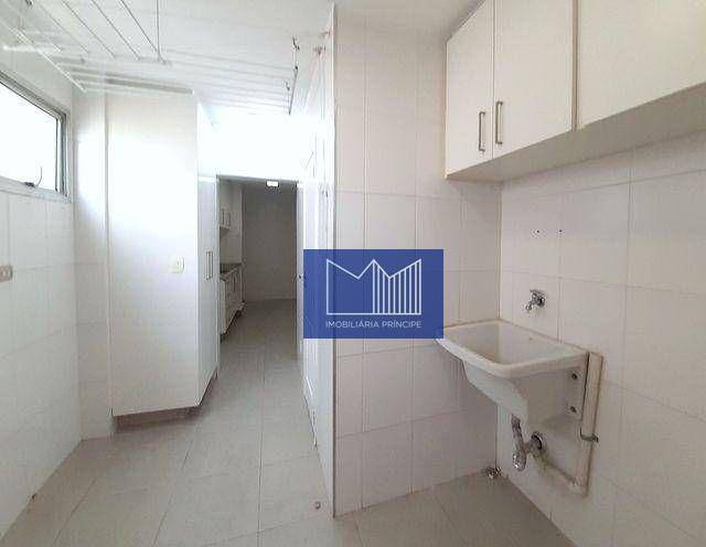 Apartamento para alugar com 3 quartos, 140m² - Foto 37