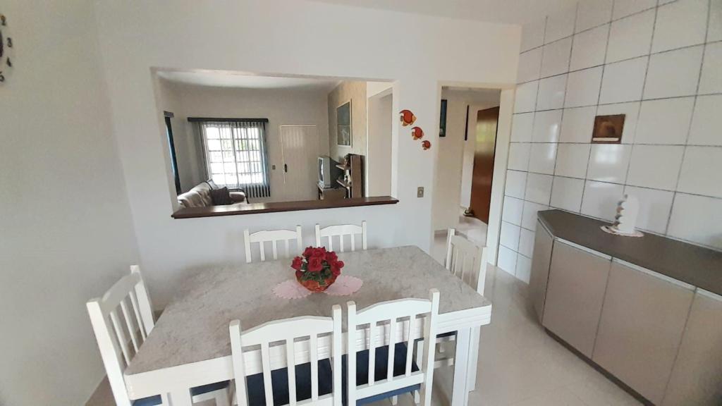 Casa à venda com 4 quartos, 149m² - Foto 9